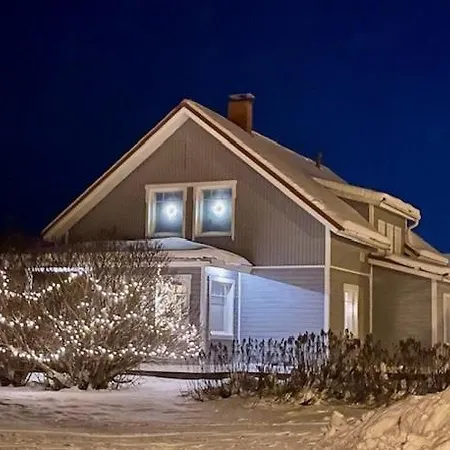 Cozy House Close To Arctic Circle וילה *